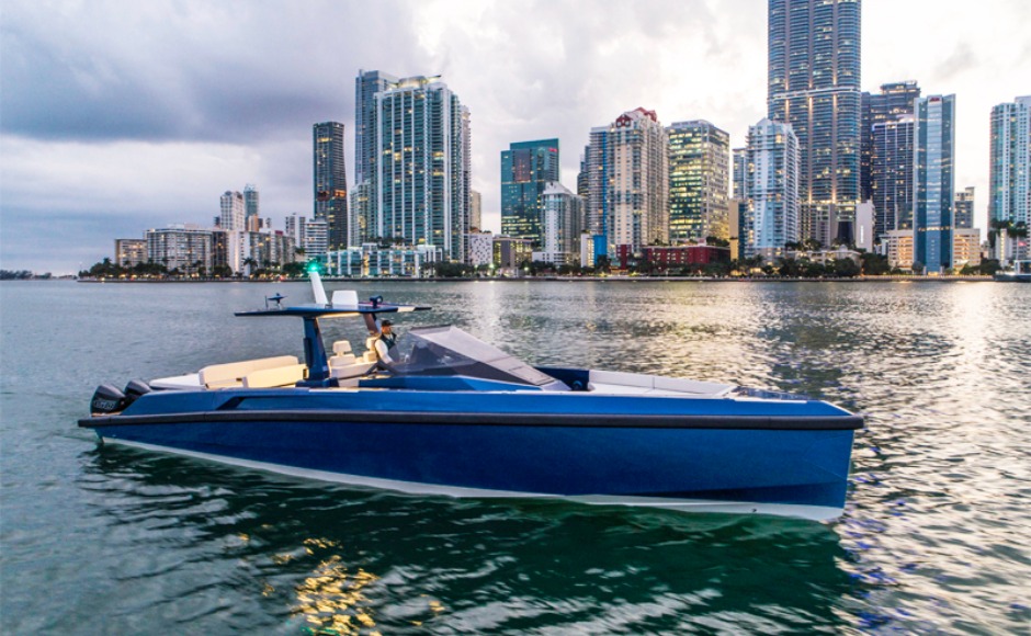 48 Wallytender X: the fast cruiser Made in Wally goes outboard with Mercury