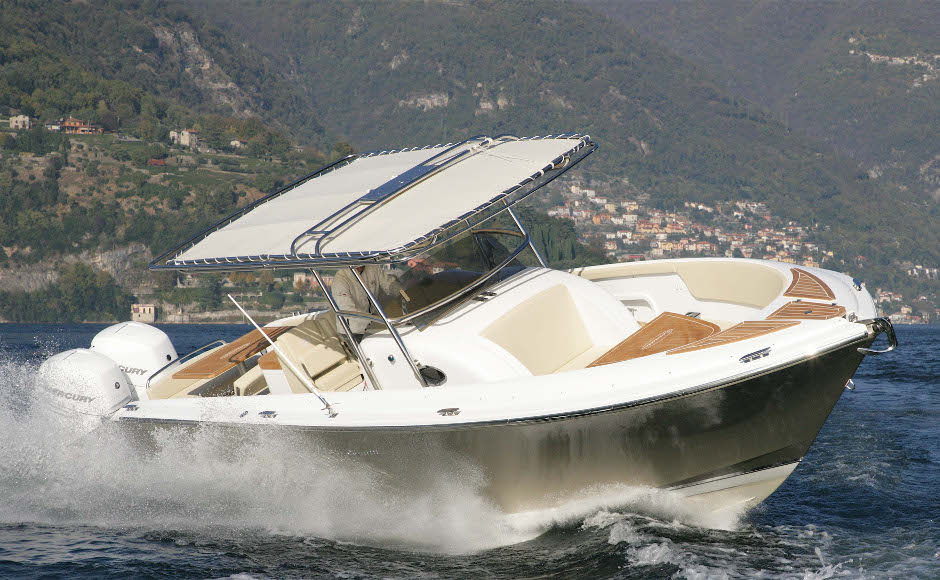 Comitti Isola 33: the charm of a vintage boat gets on board a fisherman