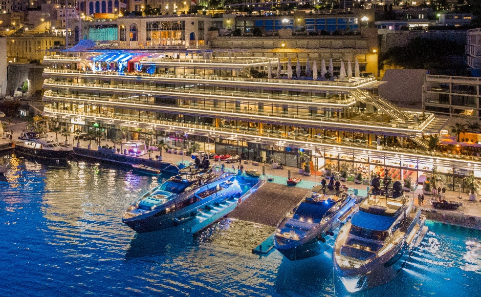 Riva 110 Dolcevita: the sweet life from Sarnico to Montecarlo