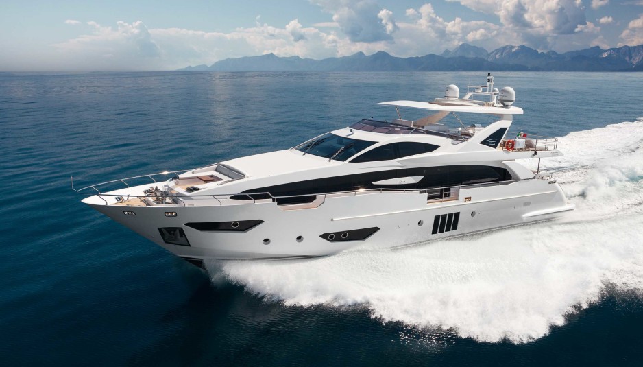 Three world premieres by Azimut Yachts at Cannes Yachting Festival