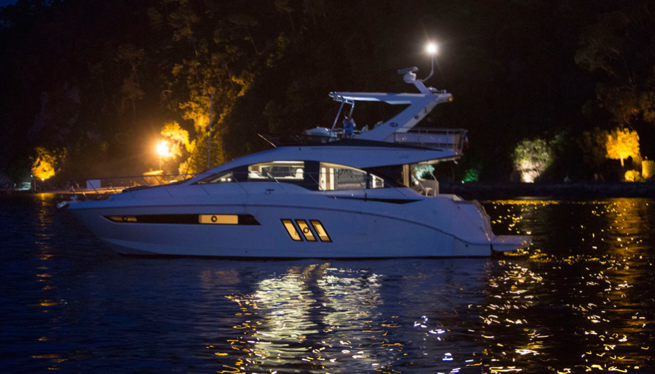 2016 preview: Sea Ray 510 Fly
